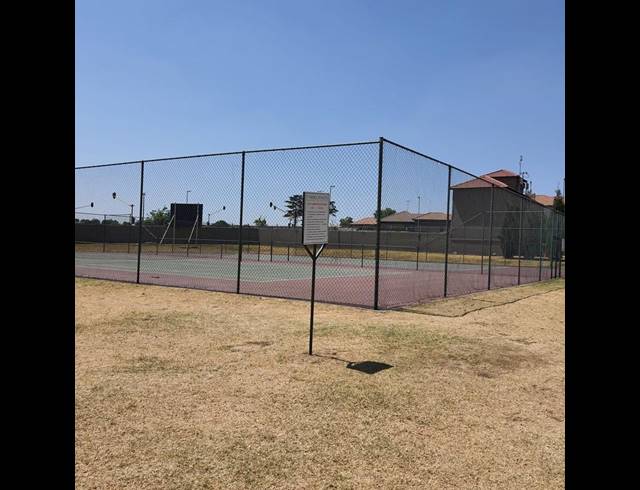 3 BEDROOM PROPERTY TO RENT IN PARKRAND